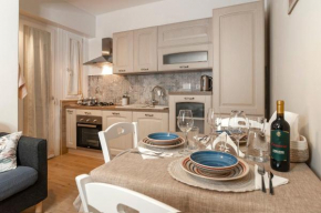 Elegant comfy three-rooms apartment in Eur with parking